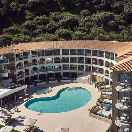 Windmill Bay 4*