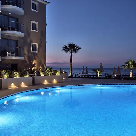 Windmill Bay 4*